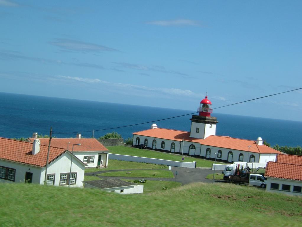 Moradias Estacao Radio Naval , Moradia Vila Do Porto Lajes das Flores Exterior photo